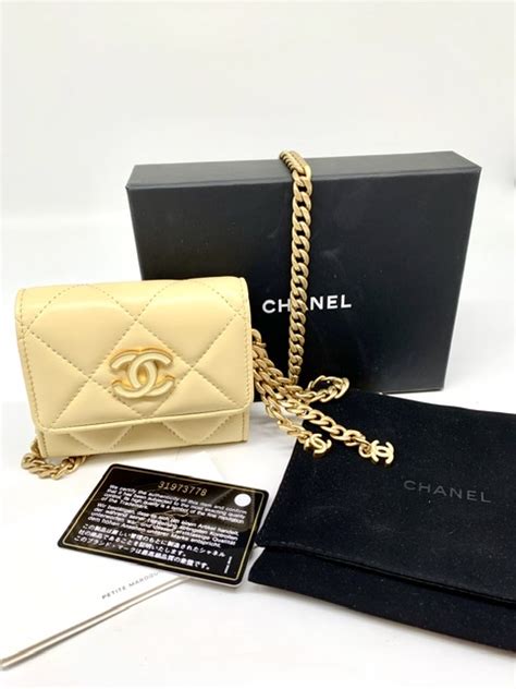 mini chanel 黑金牛|CHANEL.